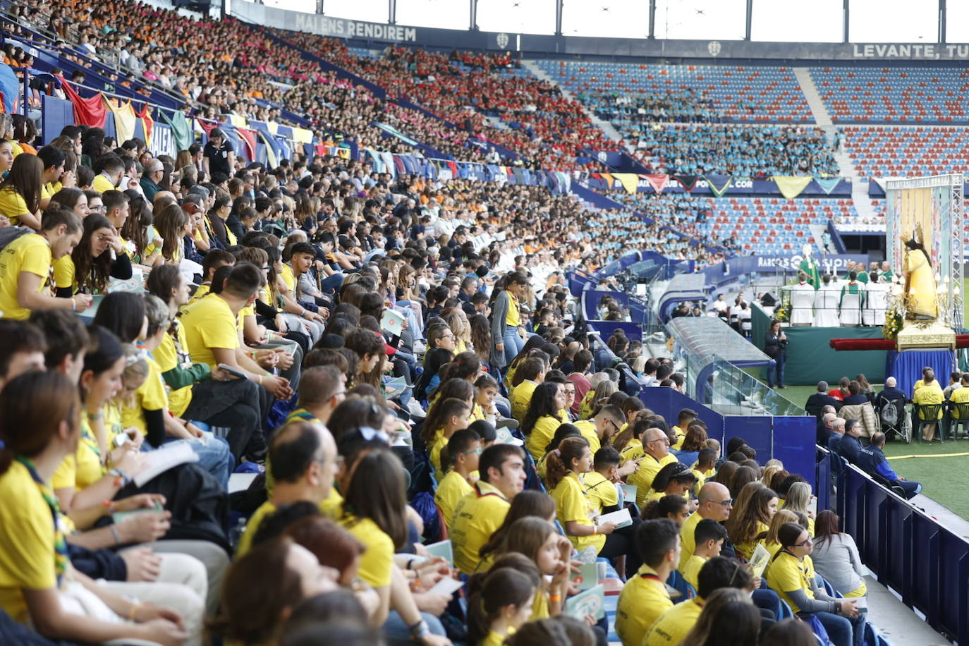 Juniors reúne a 8.000 personas en la celebración de su 40 aniversario