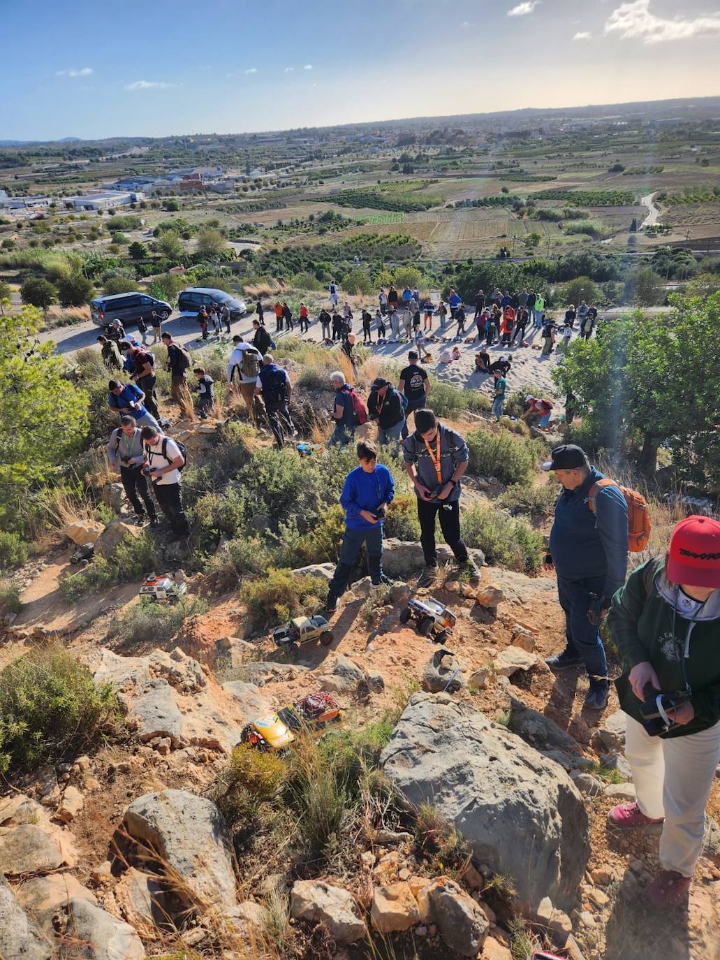 Fotos: Los aficionados al RC &#039;crawling&#039; se citan en Valencia con espectaculares coches teledirigidos