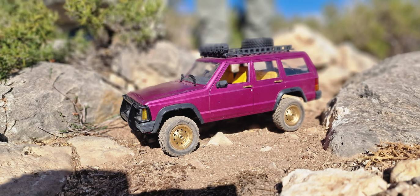Fotos: Los aficionados al RC &#039;crawling&#039; se citan en Valencia con espectaculares coches teledirigidos