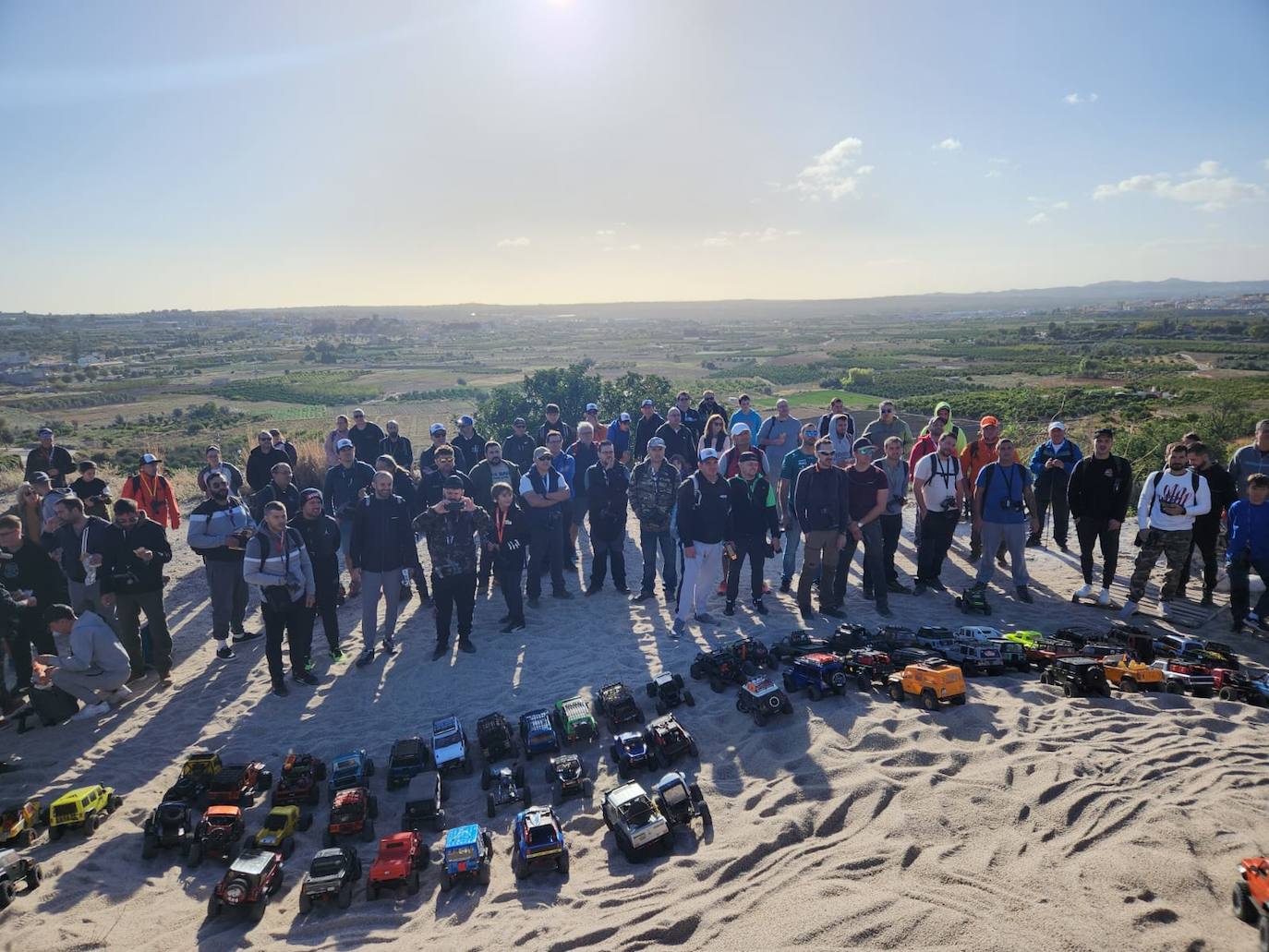 Fotos: Los aficionados al RC &#039;crawling&#039; se citan en Valencia con espectaculares coches teledirigidos
