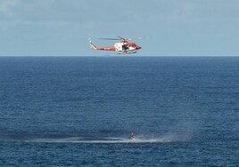 Un helicóptero de rescate durante unos ejercicios.