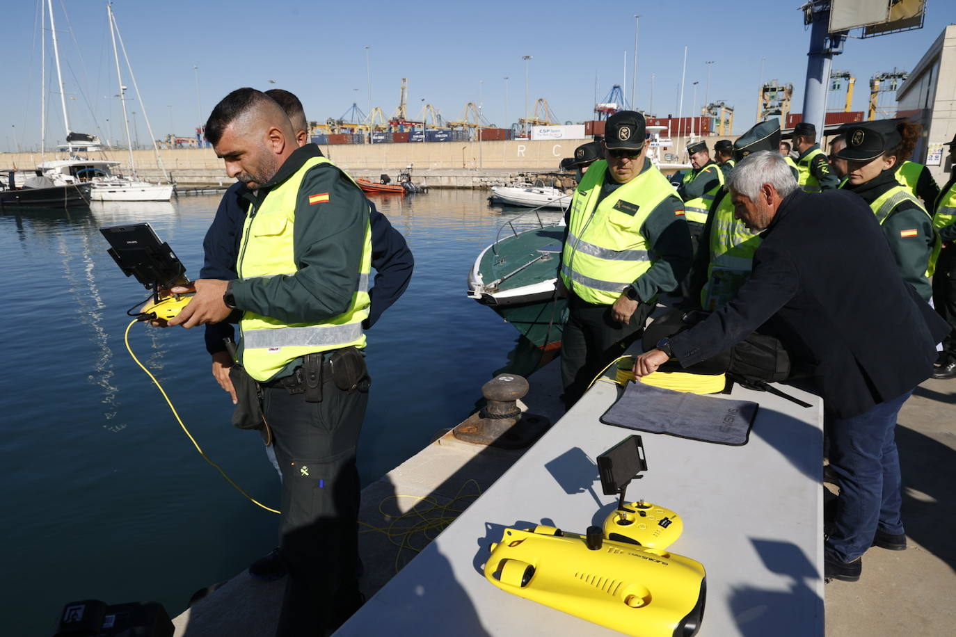 Presentación de los drones submarinos de la Guardia Civil detectar &#039;narcobuzos&#039;