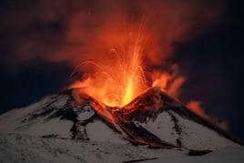 La llamativa erupción del volcán Etna