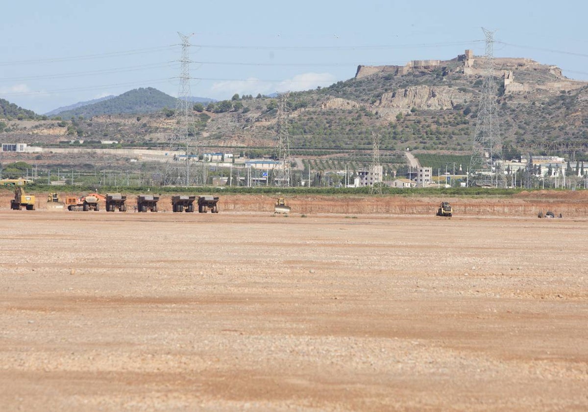 Terrenos en los que se levantará la gigafactoría de Volkswagen en Sagunto.