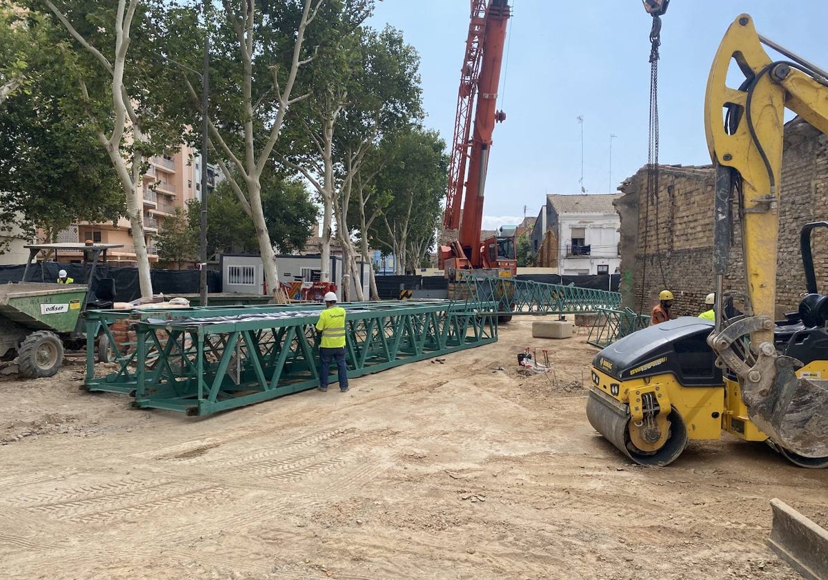 Solar donde se están ejecutando el centro de día del Cabanyal y la escoleta infantil.