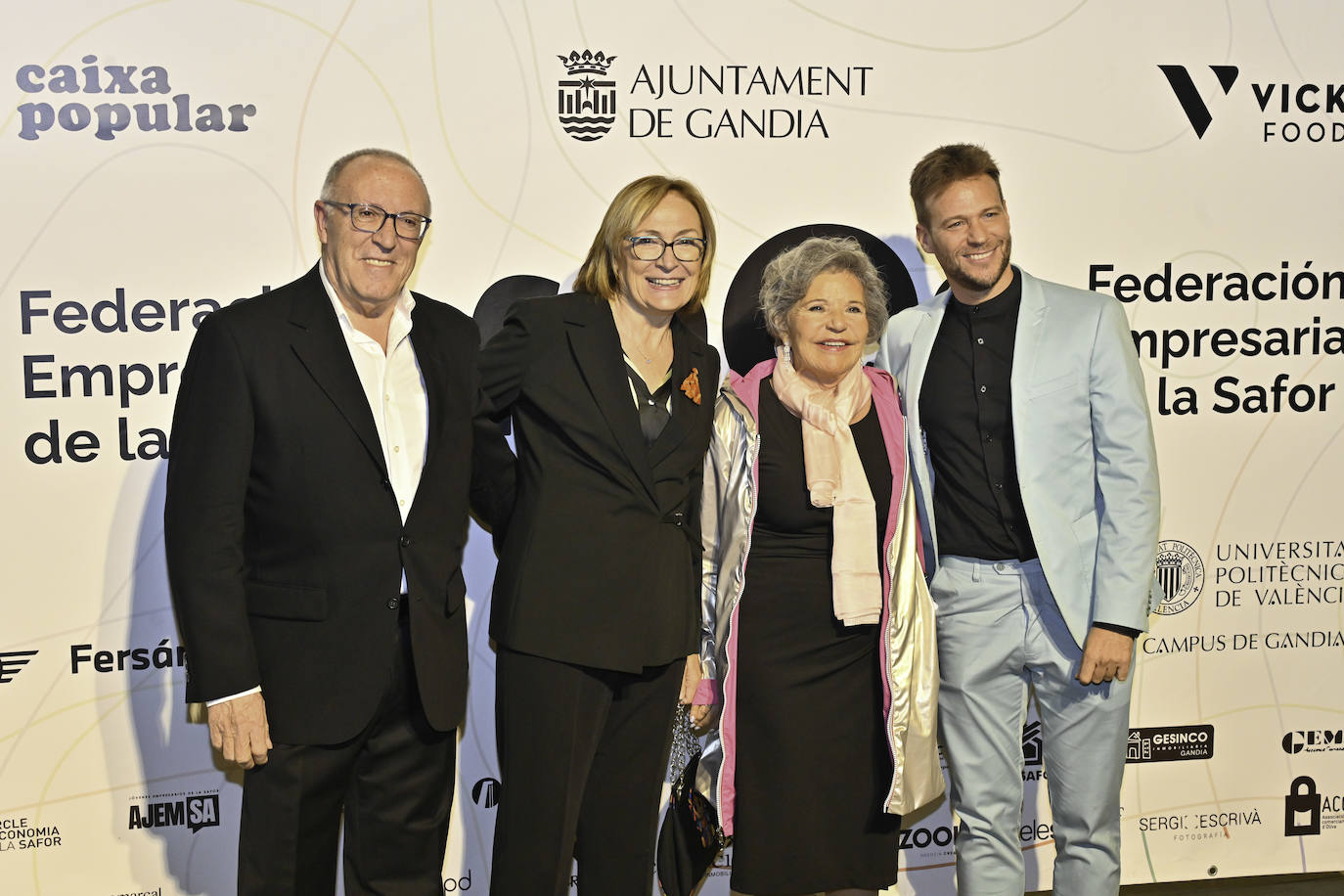 La gala de los Premios FAES reconoce a las mejores empresas del año de la Safor