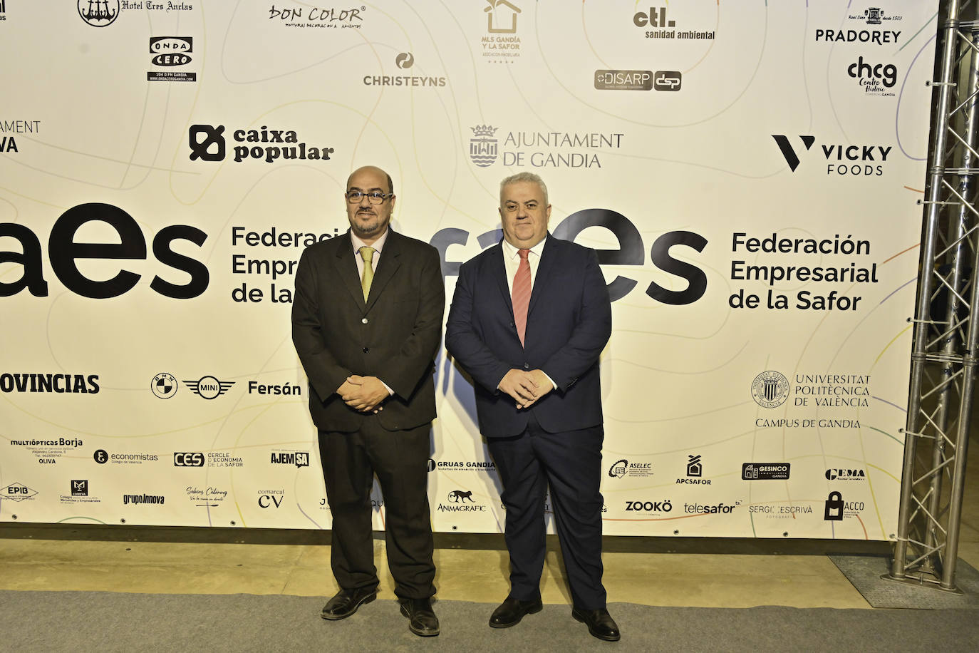 La gala de los Premios FAES reconoce a las mejores empresas del año de la Safor