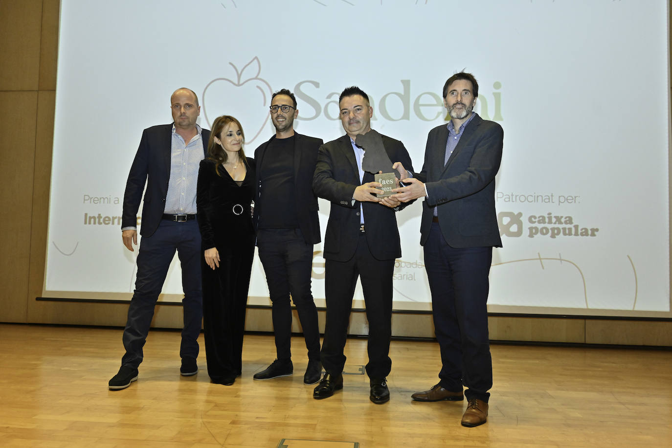 La gala de los Premios FAES reconoce a las mejores empresas del año de la Safor