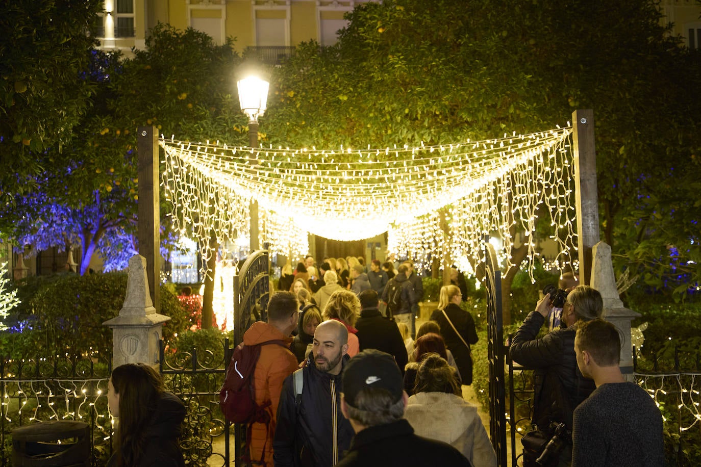 Valencia se ilumina para la Navidad