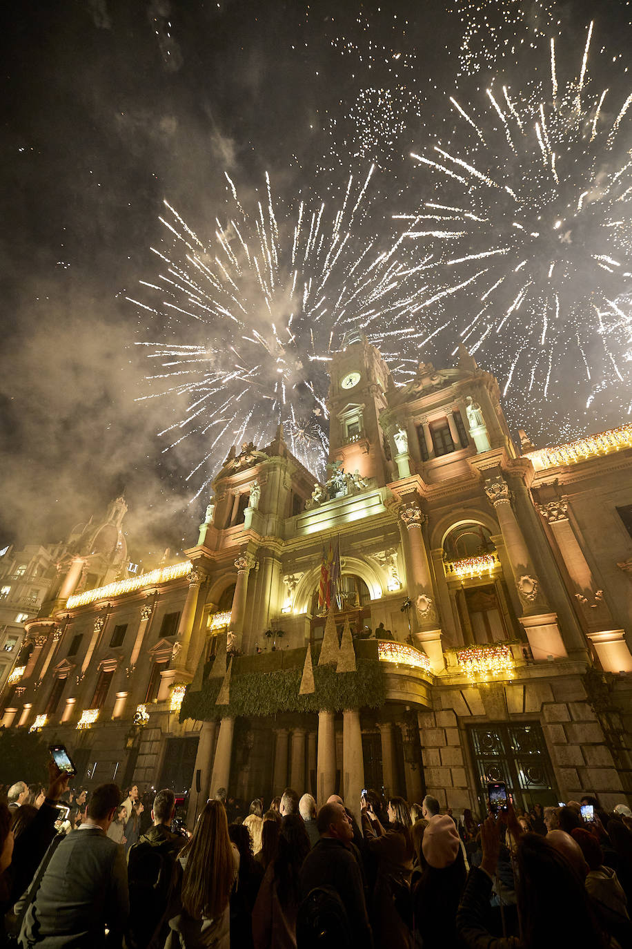 Valencia se ilumina para la Navidad