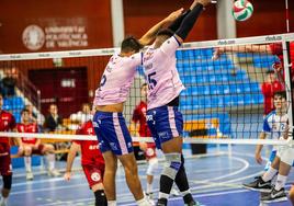 Los jugadores del Conqueridor, durante un partido.