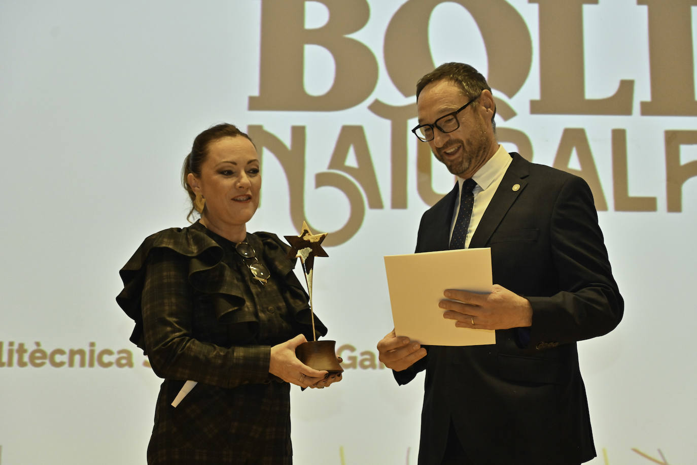 La gala de los Premios FAES reconoce a las mejores empresas del año de la Safor