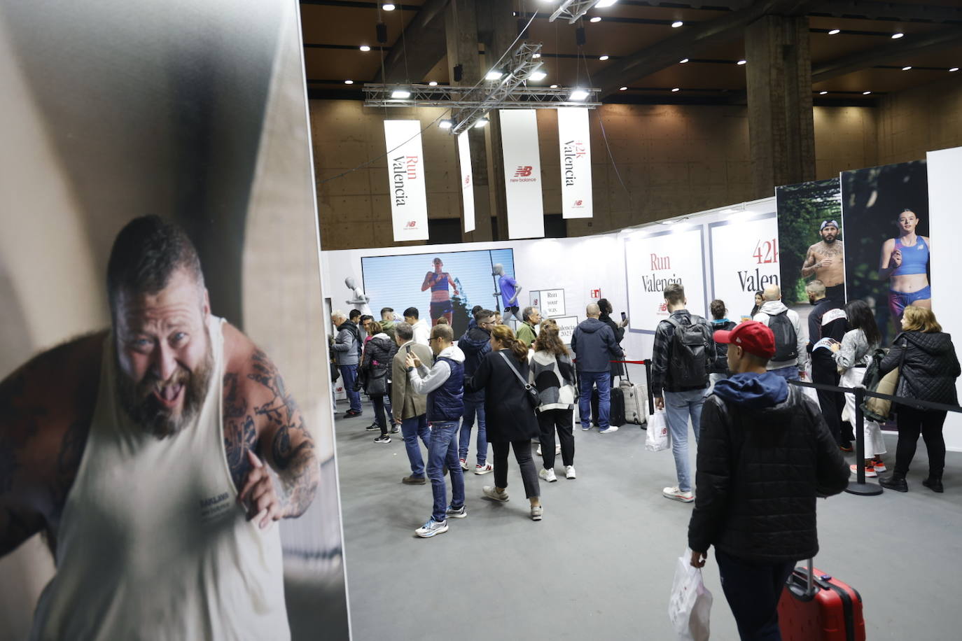 La feria del corredor se llena a pocas horas del Maratón de Valencia