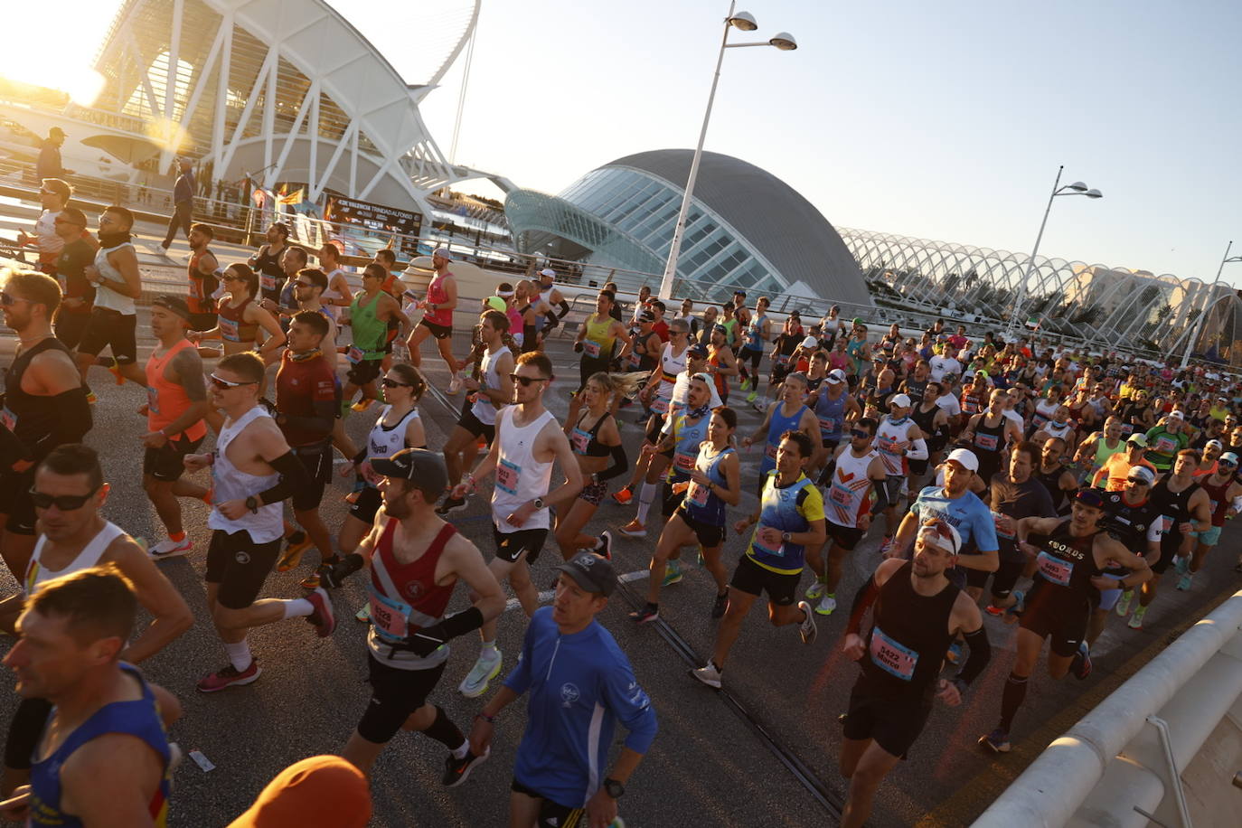 La emocionante salida del Maratón de Valencia 2023