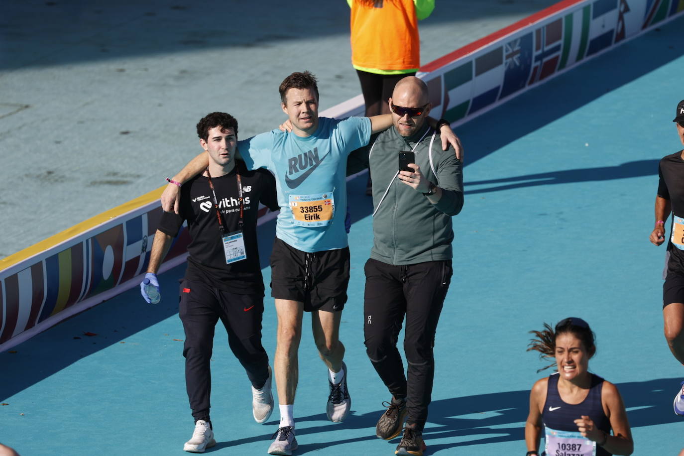 Las fotos más espectaculares del Maratón de Valencia 2023