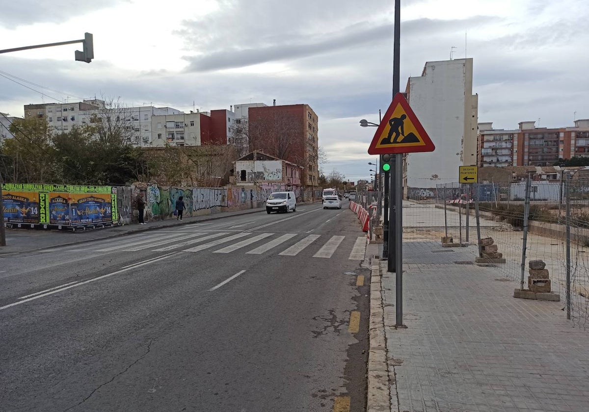 El conflictivo tramo de la calle San Vicente Mártir.