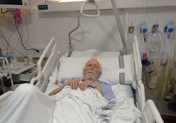 Francisco Jaén, en el hospital Clínico.