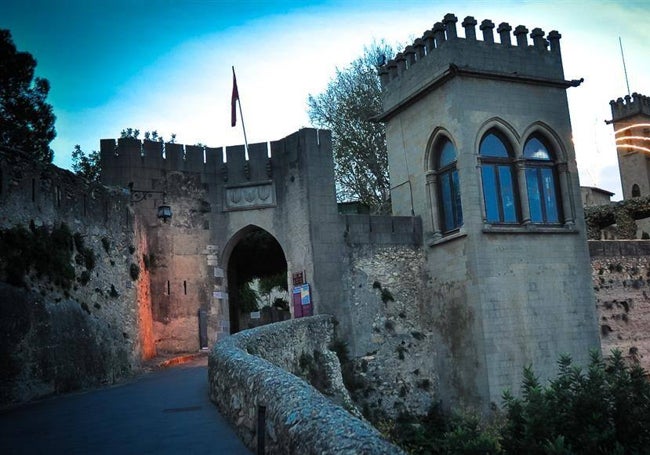 Entrada principal al Castillo.