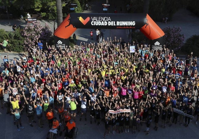 Participantes en una edición del Global Running Day celebrado en Valencia.