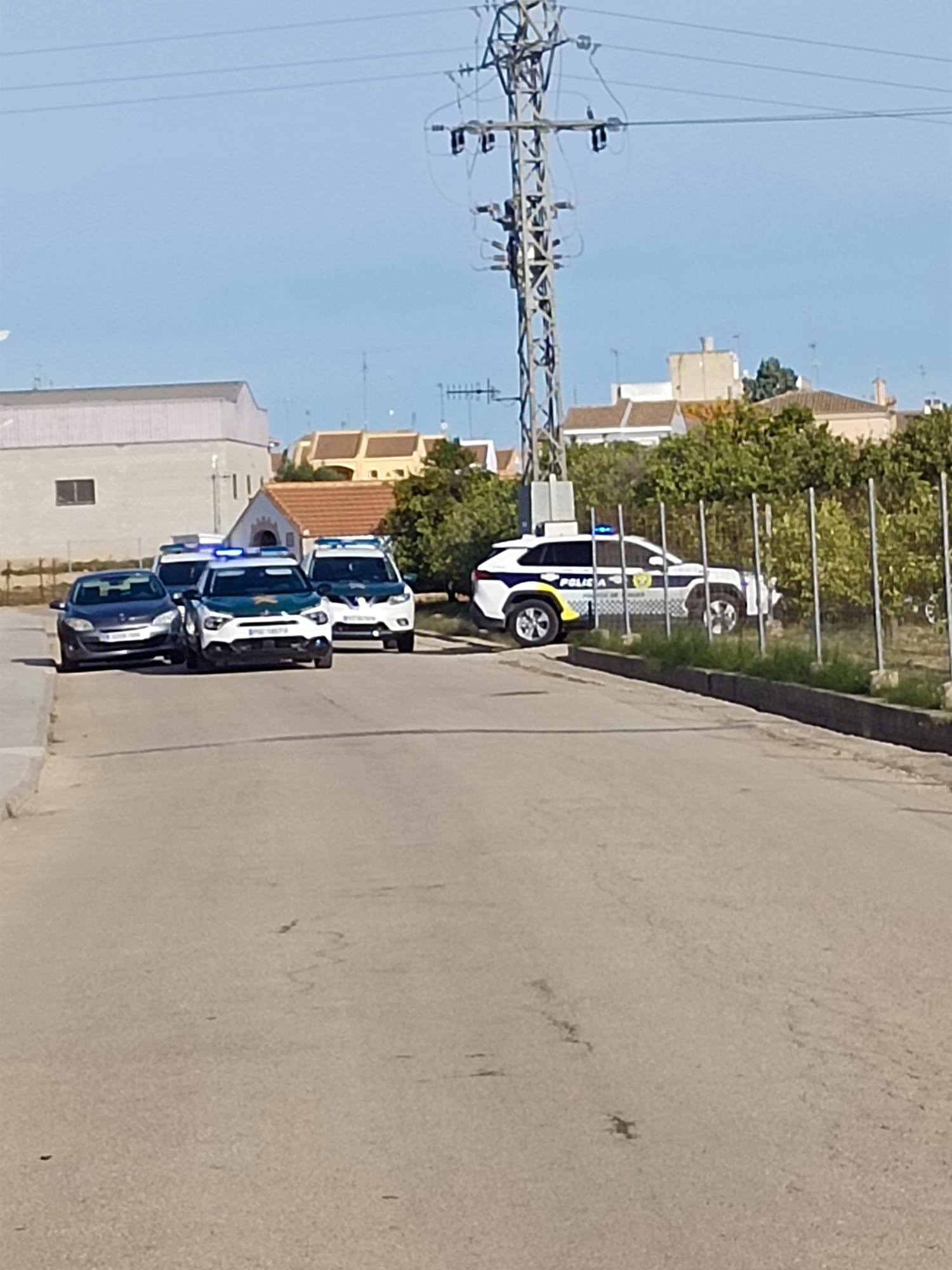 Policía Local y Guardia Civil durante el dispositivo.