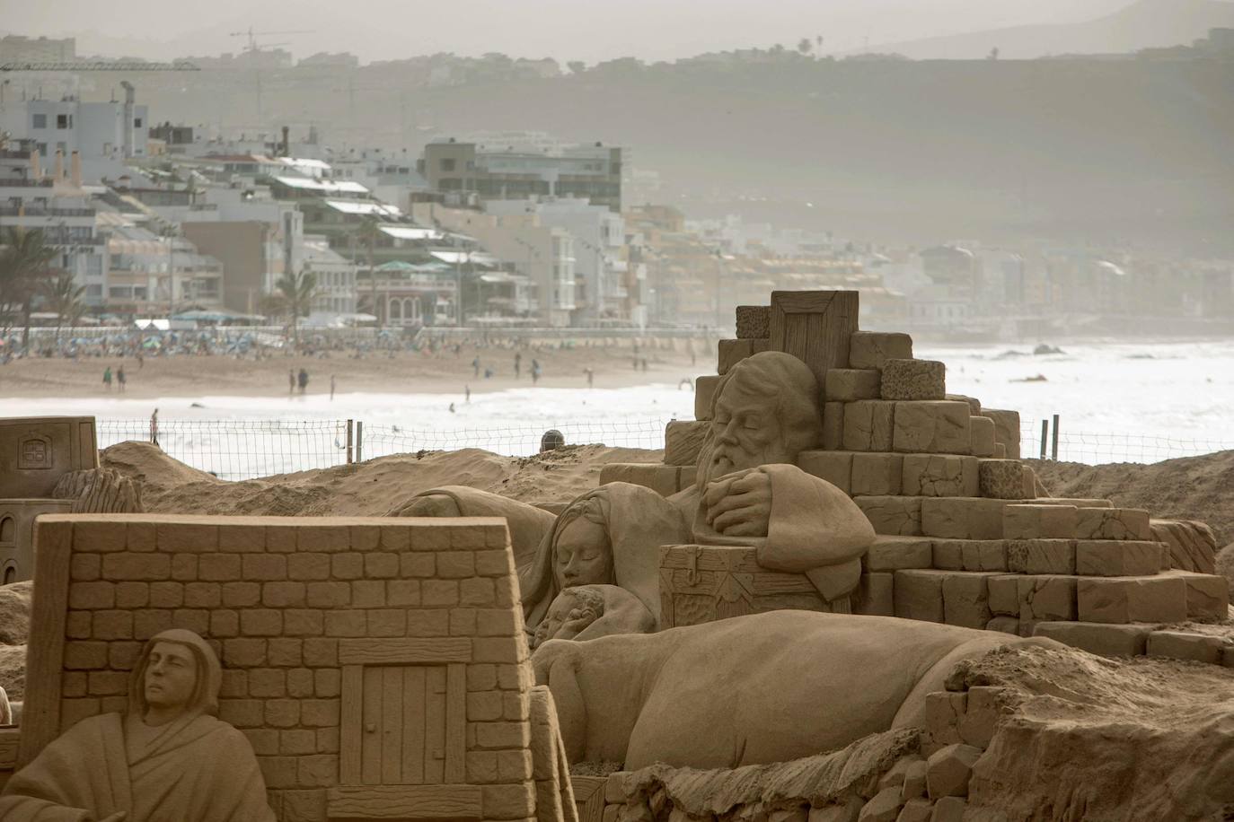 El original Belén de Arena de Las Palmas de Gran Canaria vuelve a sorprender