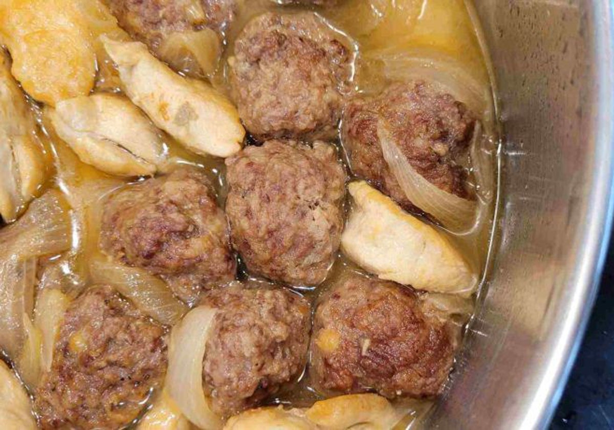 La receta del fin de semana: guiso de solomillo de pollo con albóndigas