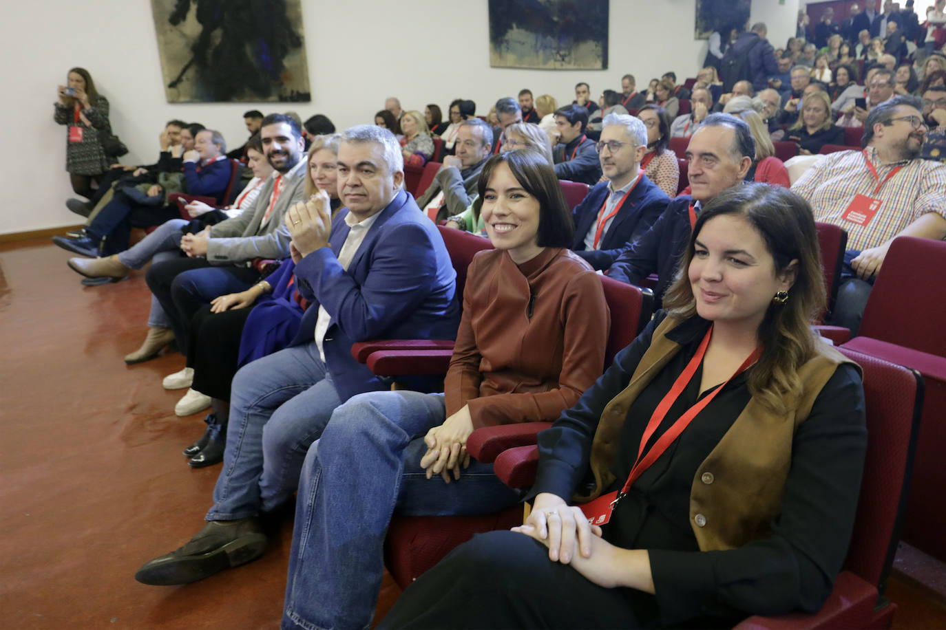 Santos Cerdán, Diana Morant y Sandra Gómez, en el comité