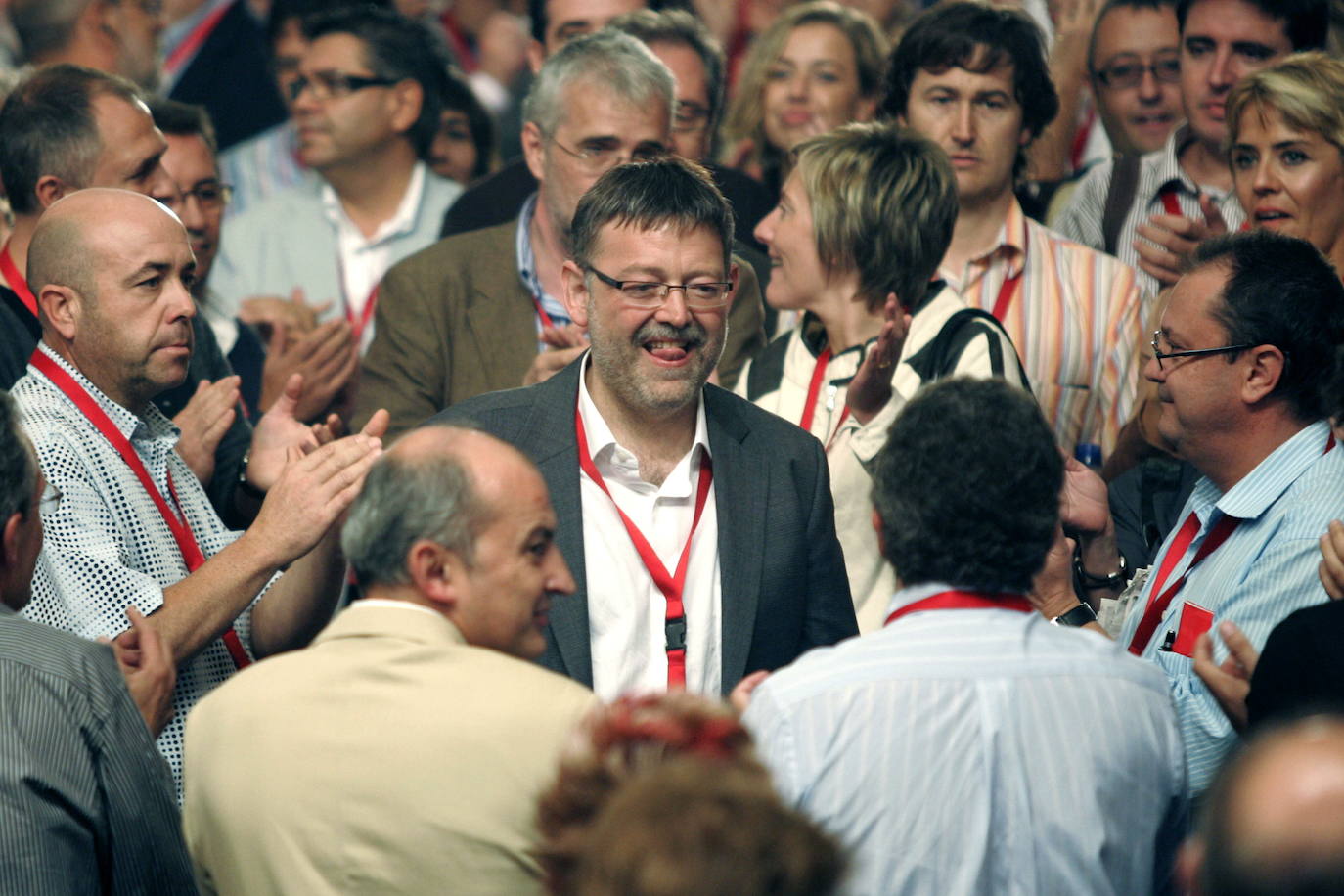 Puig, tras saberse derrotado en el congreso del PSPV que en 2008 eligió a Jorge Alarte como secretario general por un escaso margen de votos.