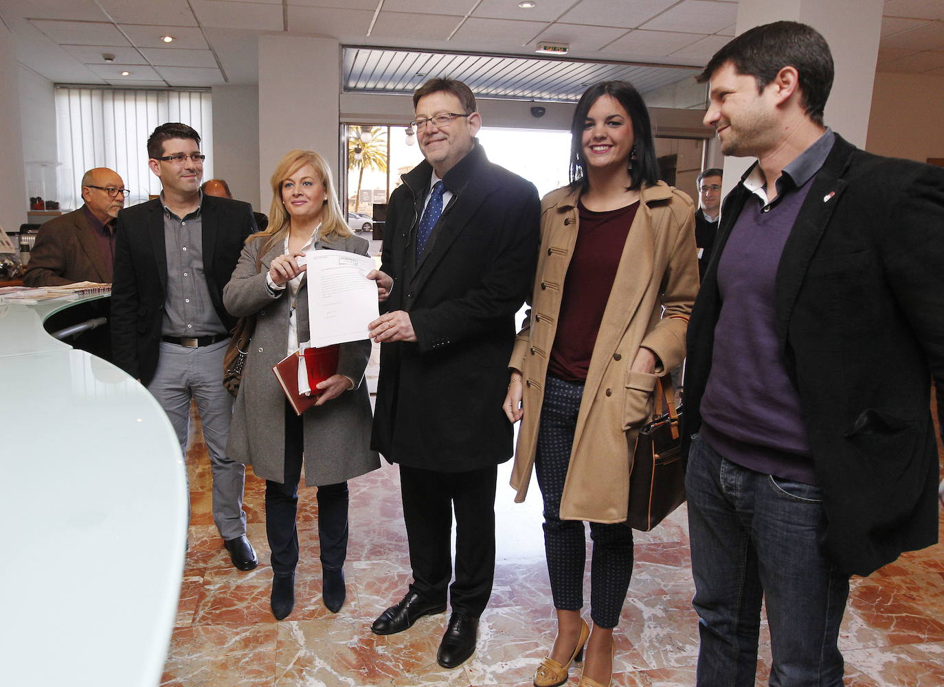 Ximo Puig presenta su candidatura a las primarias del PSPV en la sede de Blanquerías (2014).