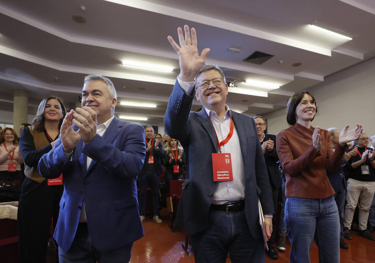 El secretario general de los socialistas valencianos, Ximo Puig, comparece ante el comité nacional del PSPV-PSOE.