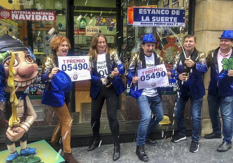 La Lotería de Navidad trae alegría.