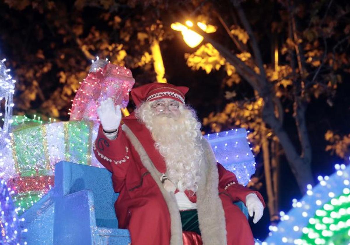 Papá Noel, en una cabalgata.