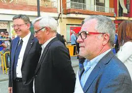 Puig, Ribó y Gallart, en una visita a las obras del Cabanyal.