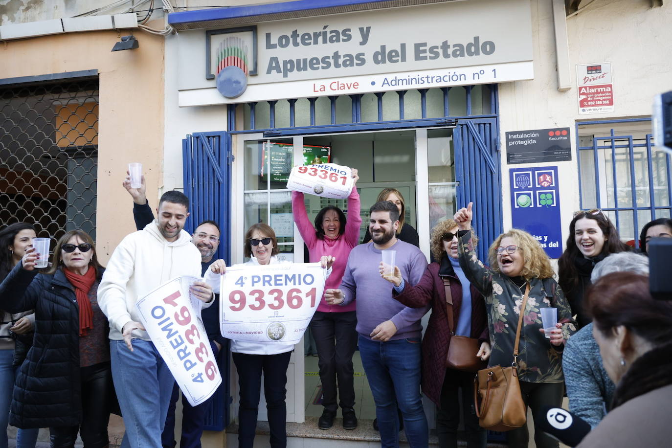 Imágenes del día de la Lotería de Navidad en la Comunitat