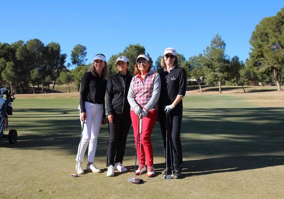 Mariló Noguera, Jing Feng Yan, Ana Peris y Cristina Cervera.