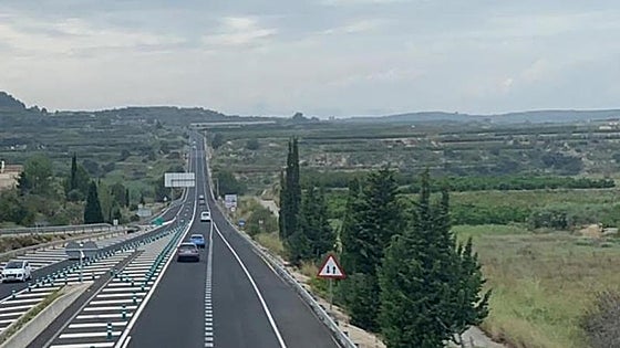 La A-35 y la CV-60 incrementan un 26 y un 16% los accidentes con víctimas en 2023