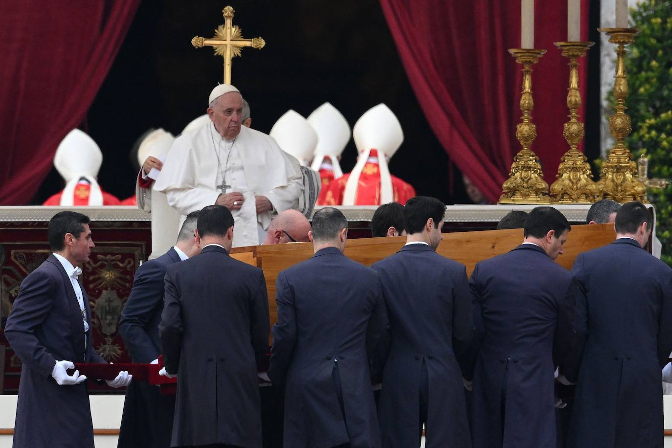 Fotos: El funeral del Papa Benedicto XVI en imágenes