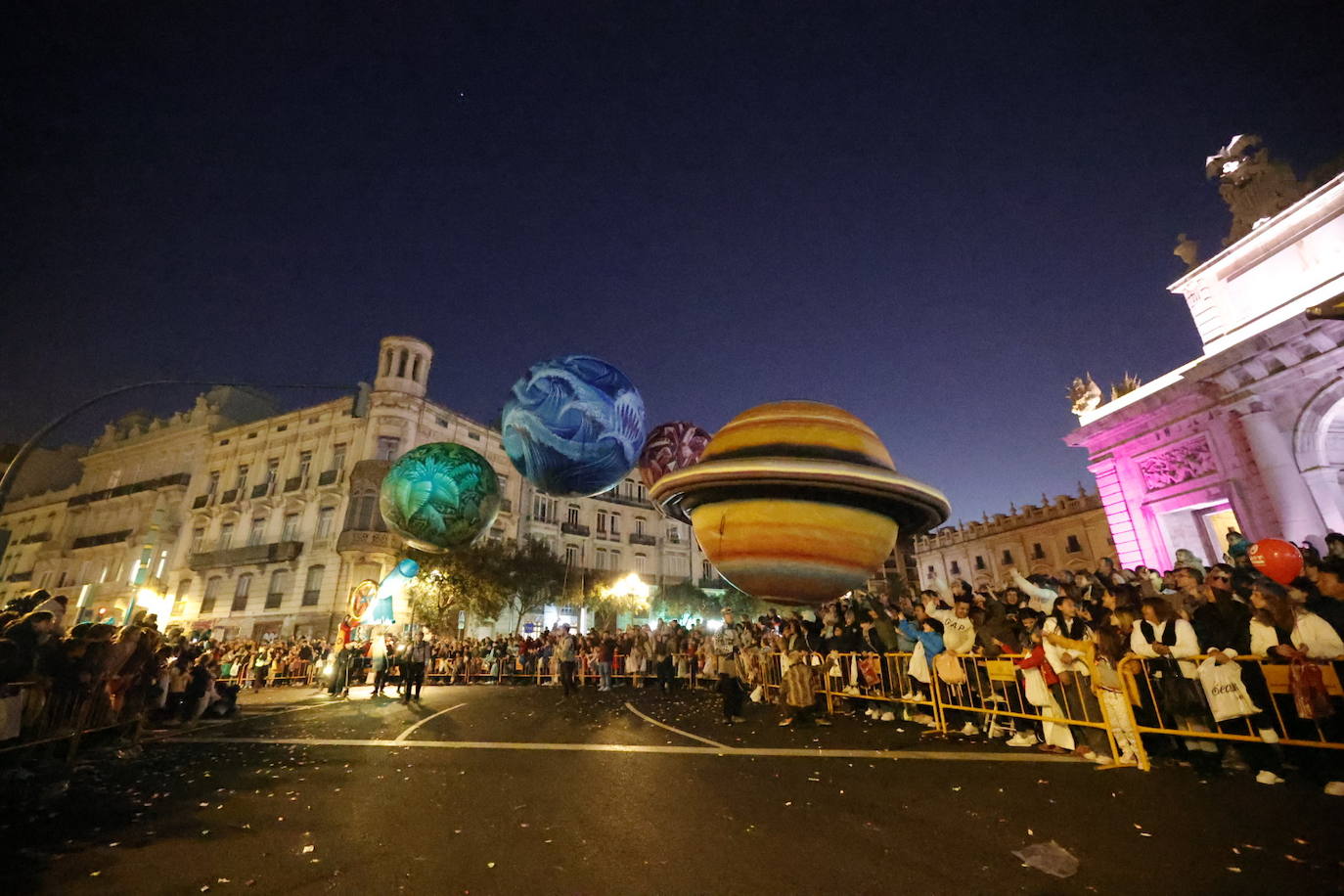 Fotos: Así ha sido la Cabalgata de Reyes de Valencia