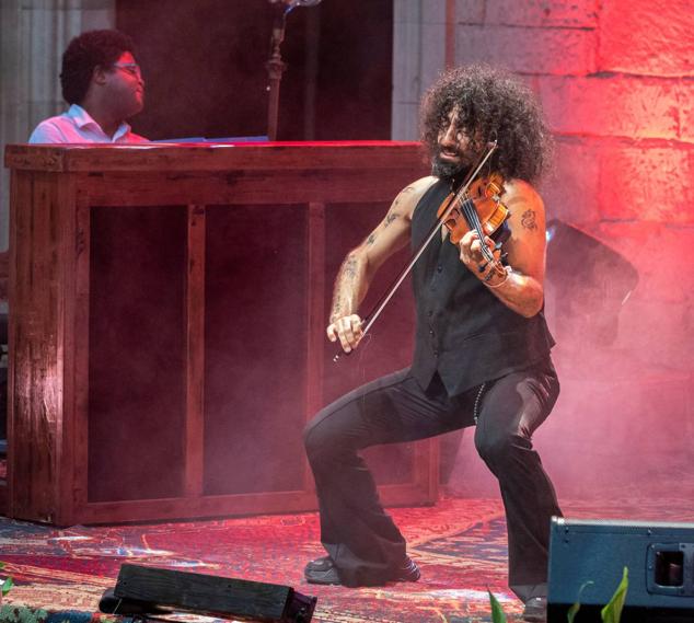 Ara Malikian. Domingo 5 de febrero de a las 21:00 horas en el Palacio de Congresos, Valencia.