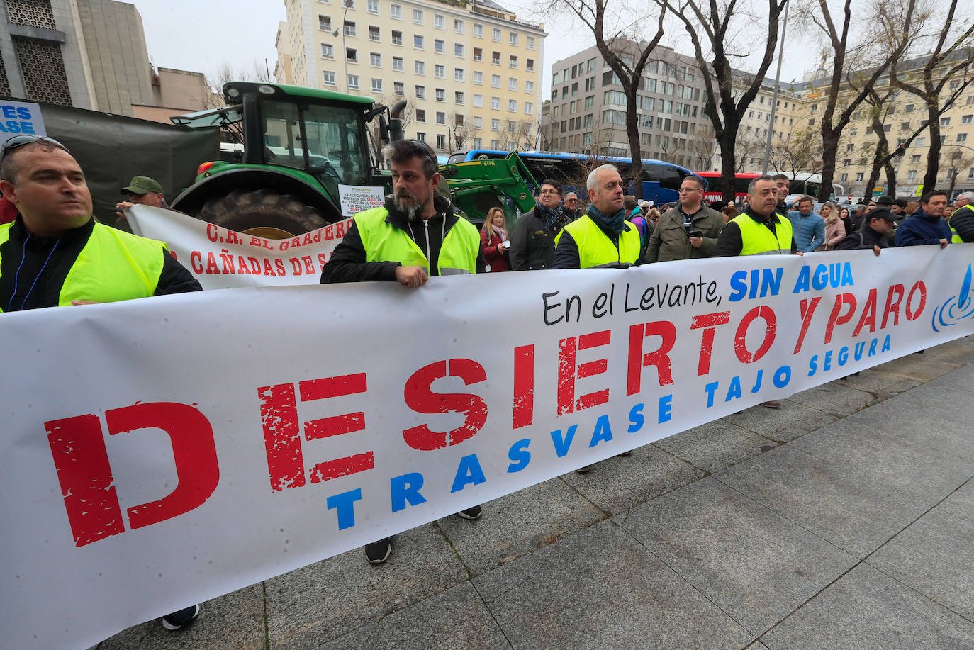 Fotos: Los regantes claman en Madrid en defensa del trasvase Tajo-Segura