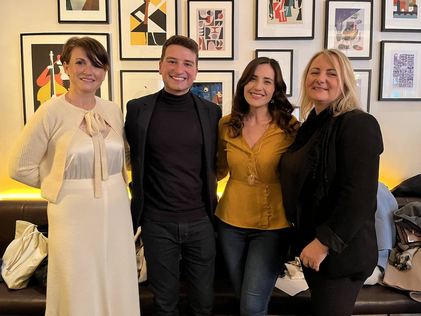 Susana Lluna, David Valls, Charlie Ruth y Vanessa Patón en el hotel Helen Berger.