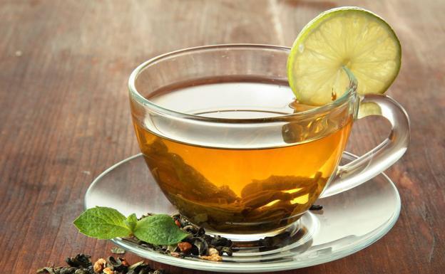 Las infusiones para adelgazar son perfectas para tomar a cualquier hora del día y mantenernos saciados. 