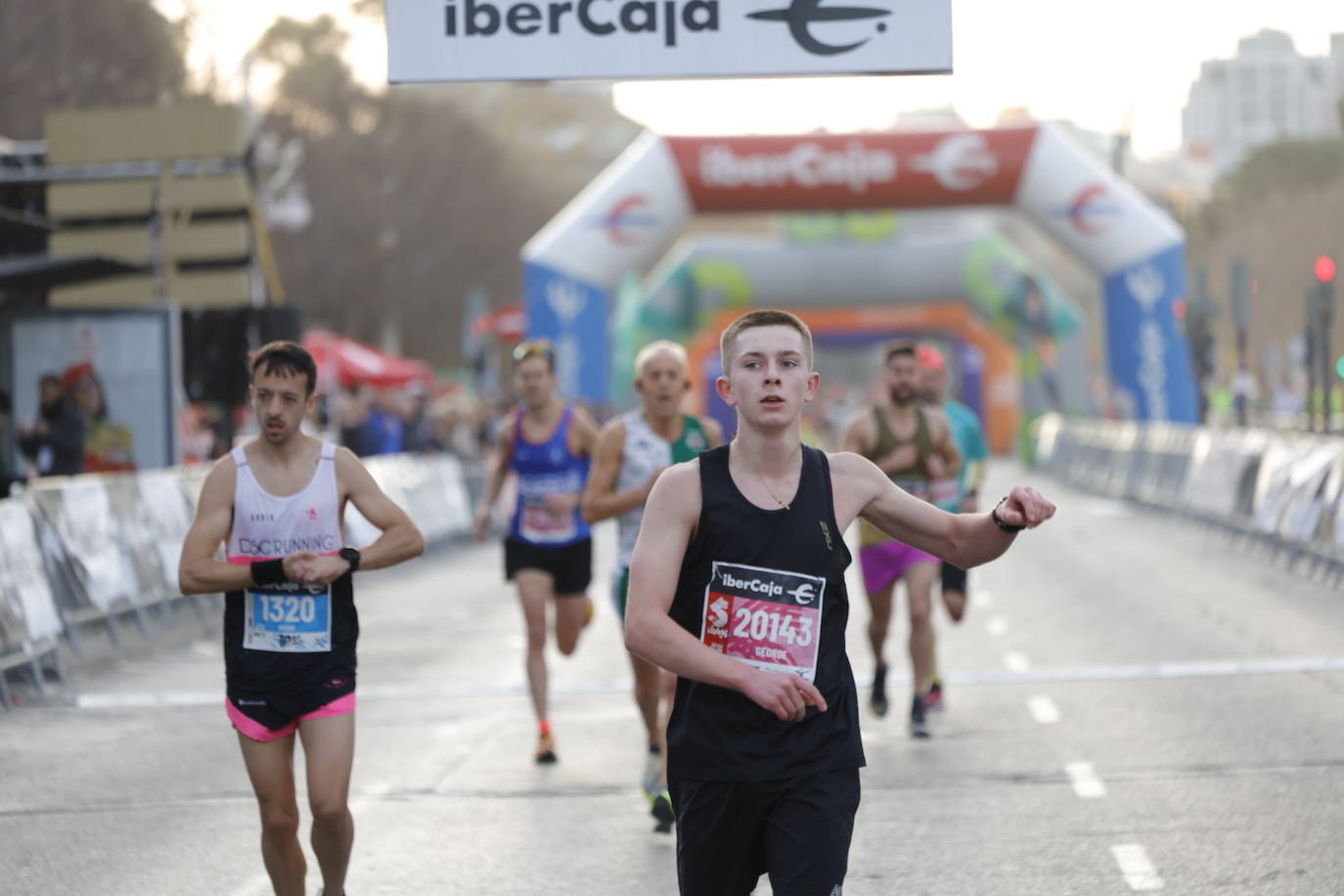 El atletismo popular retoma el pulso en Valencia con la primera carrera celebrada en 2023.