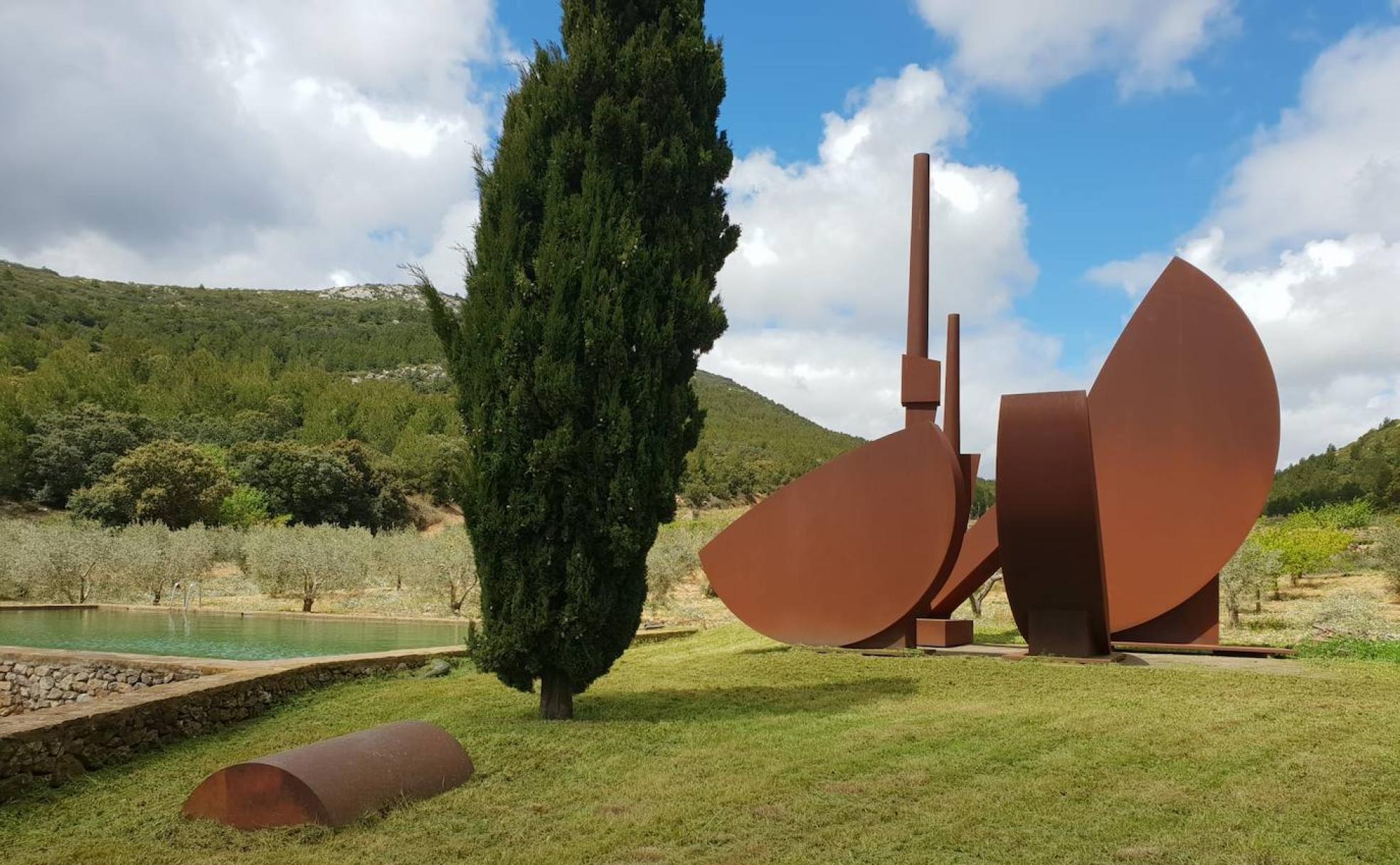 El museo al aire libre de Miquel Navarro en Siete Aguas. 