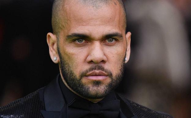 Dani Alves. 