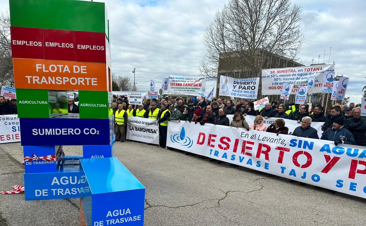 Protesta de agricultores y regantes en Madrid. 