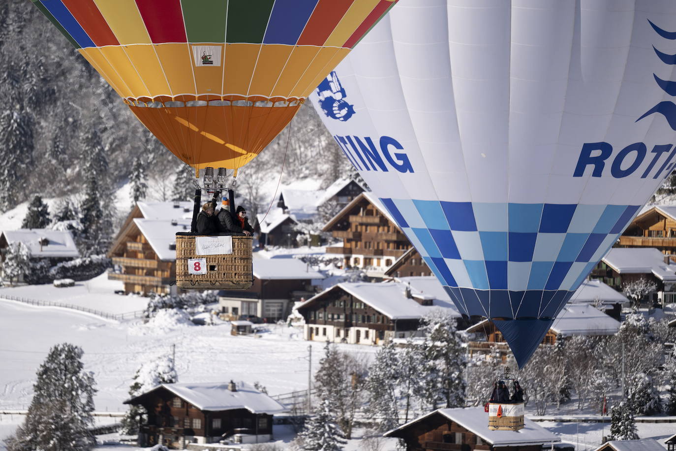 Fotos: Viaje en globo por los bellos parajes nevados de Suiza