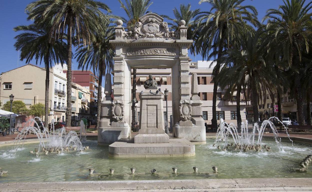 Monumento a Joaquín Sorolla en Valencia. 