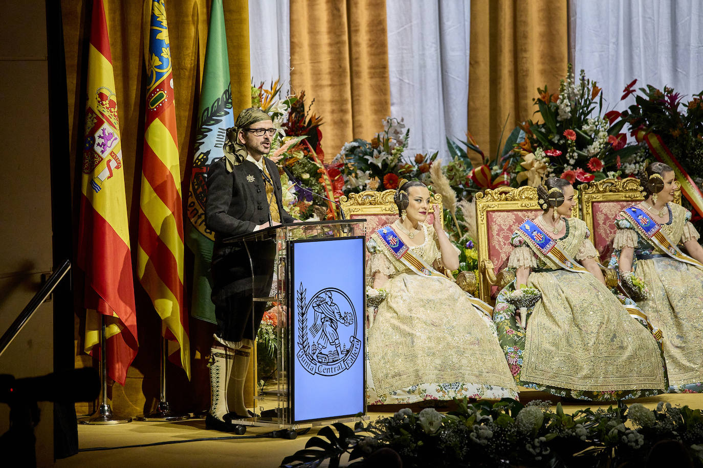 Fotos: La exaltación de la Fallera Mayor de Valencia, Laura Mengó, en imágenes