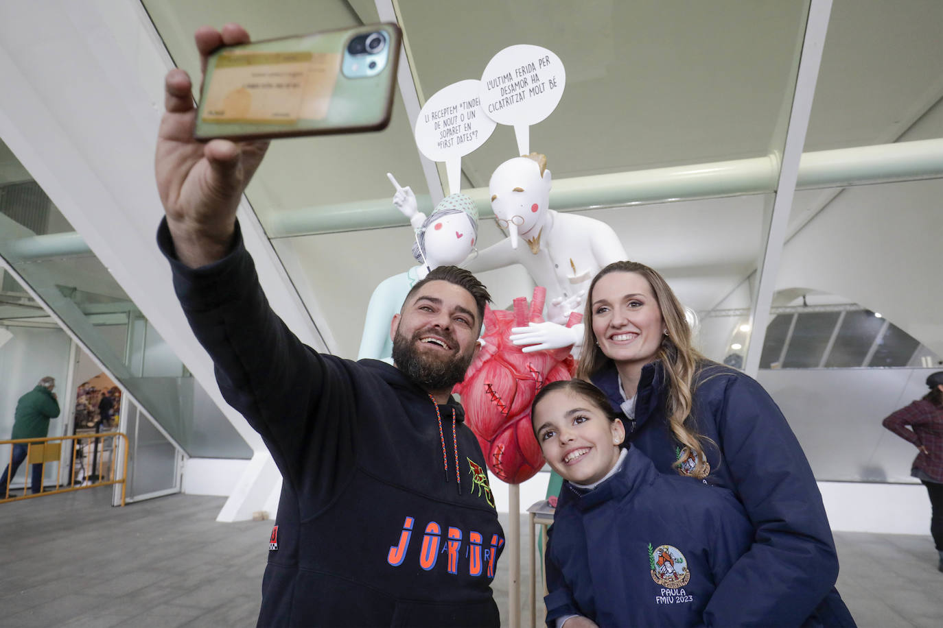 Fotos: Arranca la Exposició del Ninot 2023